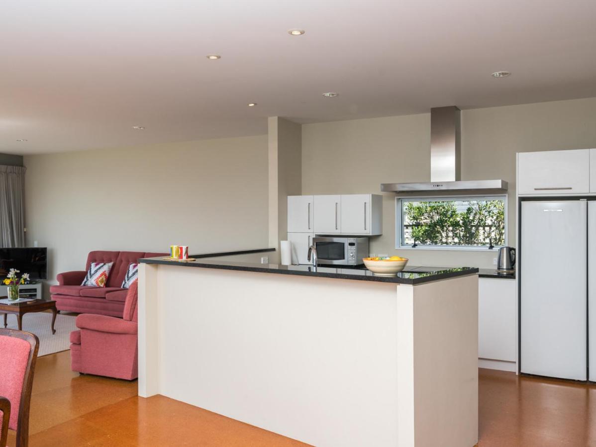 Roberts Retreat - Mangawhai Holiday Home 외부 사진