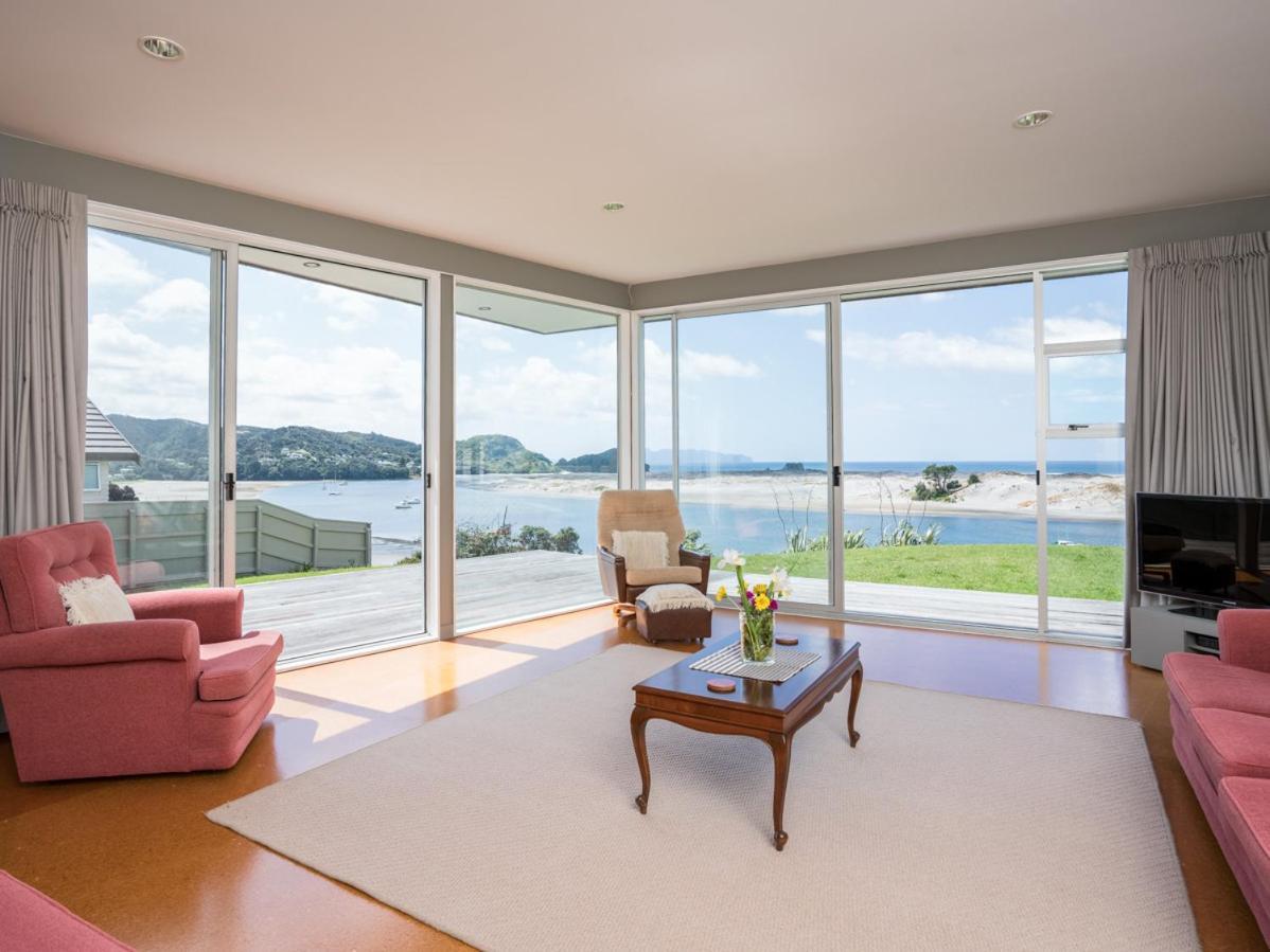 Roberts Retreat - Mangawhai Holiday Home 외부 사진